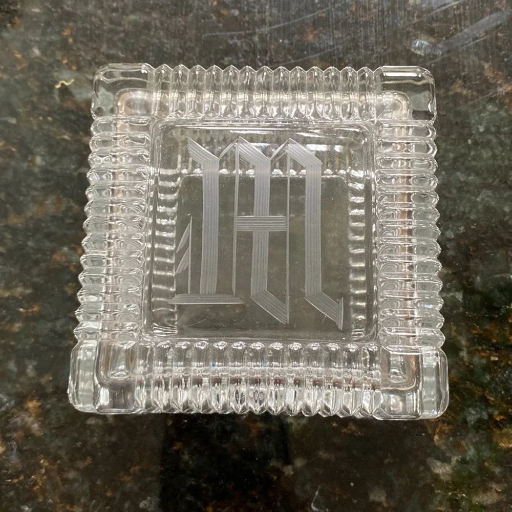 Monogrammed Crystal Box - Picture 1 of 5